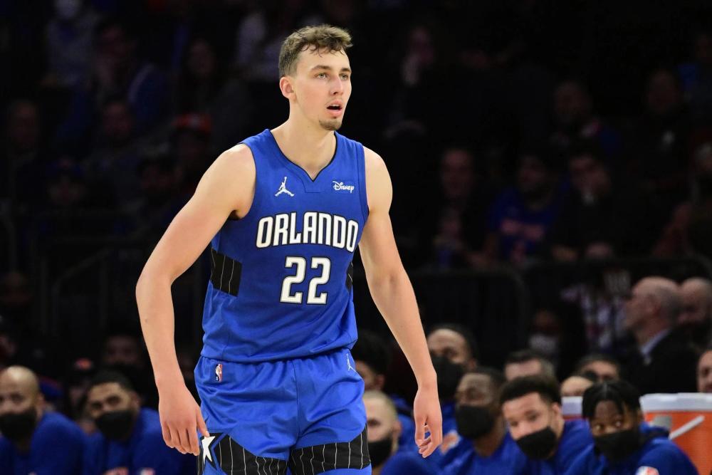 的比赛中脱 的比赛中脱