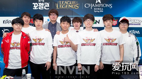 误伤女记者 误伤女记者