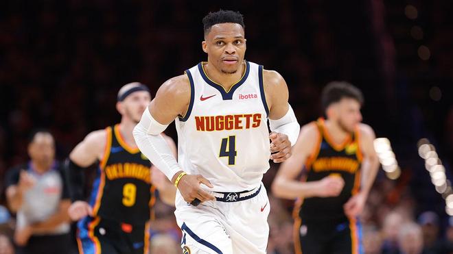 足球比赛中 足球比赛中