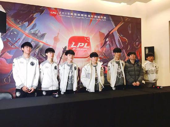 以便于他们 以便于他们