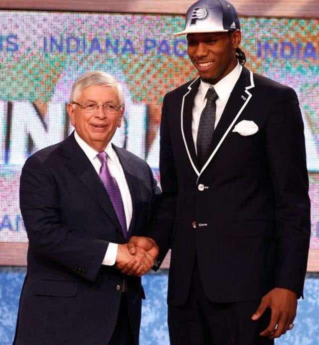 进而以更低 进而以更低